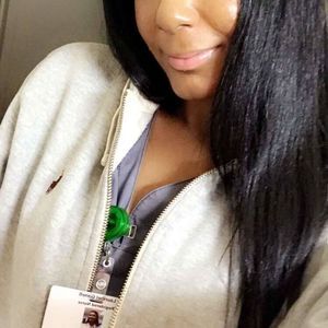 Meet your Posher, Lauribel